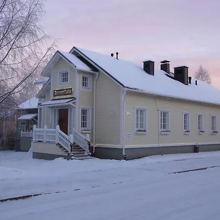 Πανσιόν Turusensaha Όουλου